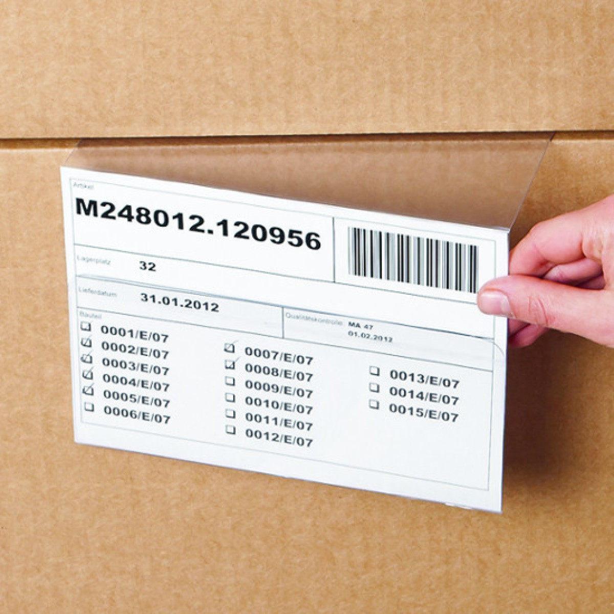 Stable pockets for stacked cartons