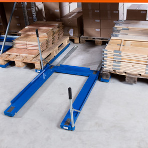 Bodenauszug mit 800 kg Traglast - Standardgriff