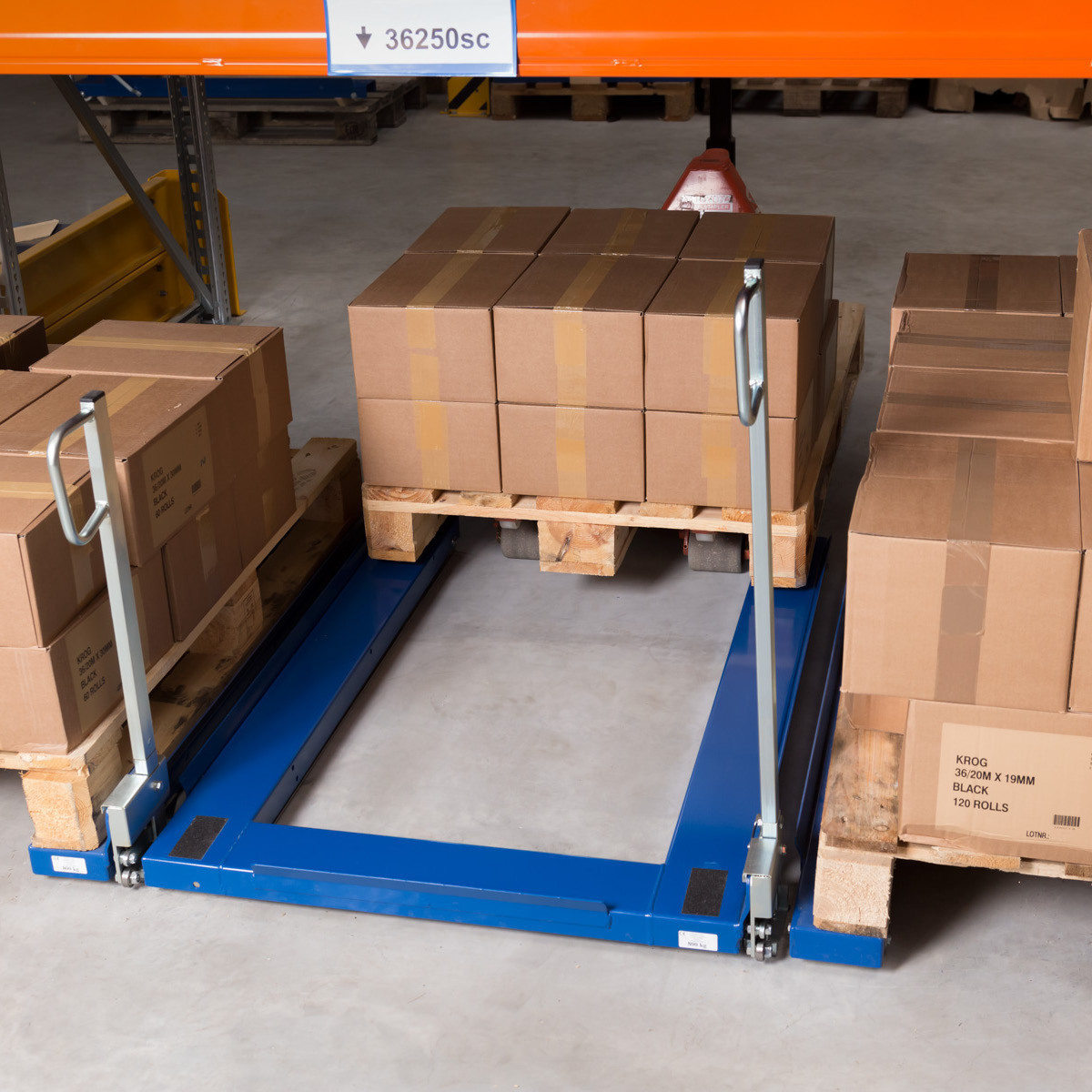 Bodenauszug mit 800 kg Traglast - Standardgriff