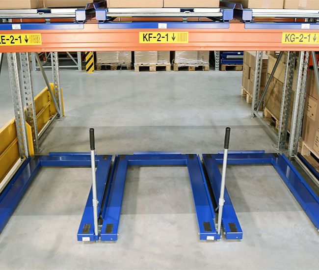 Standard floor mounted pull-out units | Loading from pick up corridor