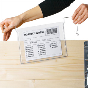 Drahtbügeltasche | DIN A5 quer | In Anwendung mit Aufsatzrahmen