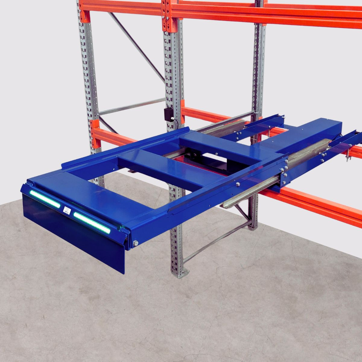eAuszug im Palettenregal ausgezogen