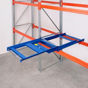 Ausgezogener Standard-Palettenauszug | 300 kg | 100%