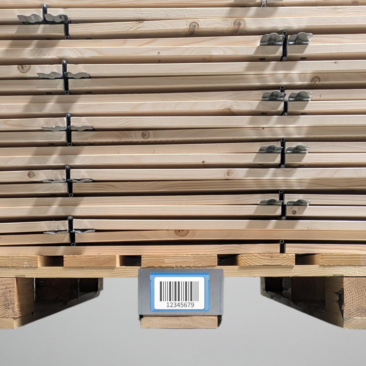 Pallet clamp metal 